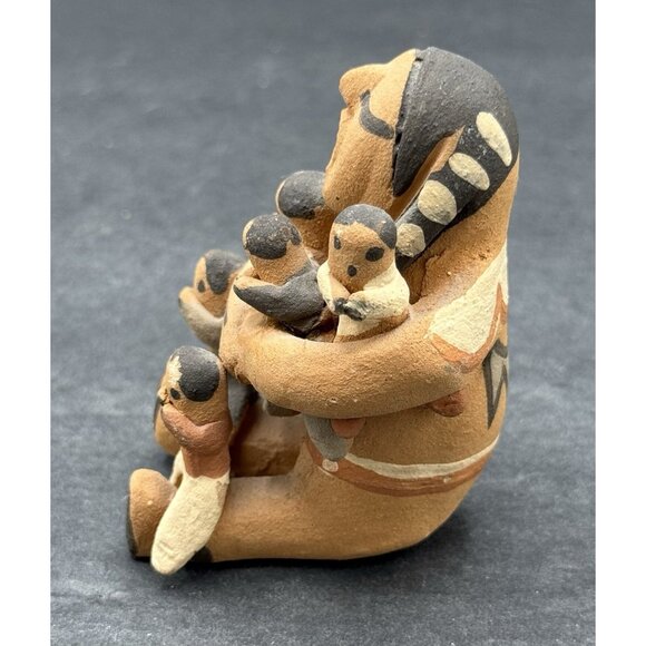 VTG Native American Jemez Taos Pueblo Storyteller W/6 Children Juanita Martinez - Picture 2 of 8